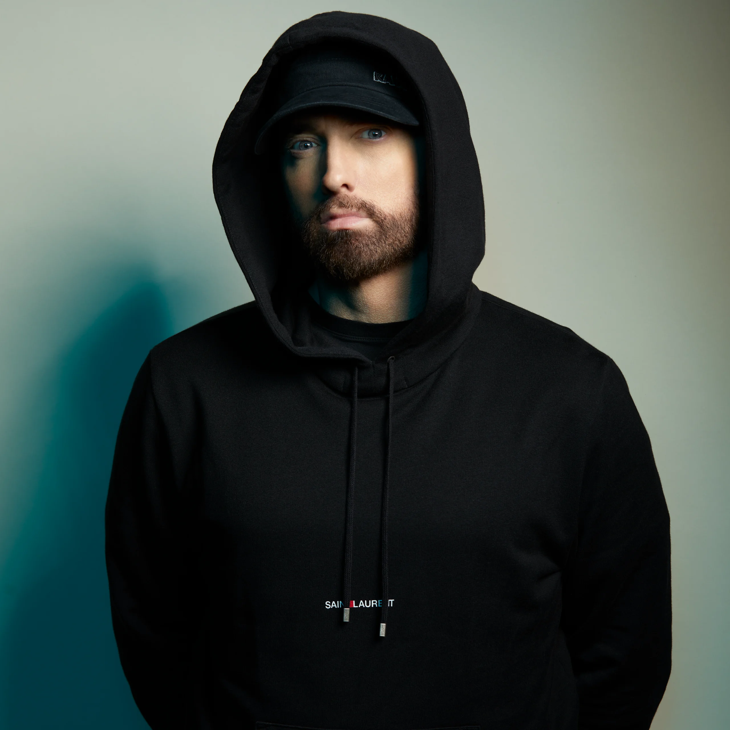 Eminem processa Meta por uso indevido de 243 músicas e cobra R$ 616 milhões